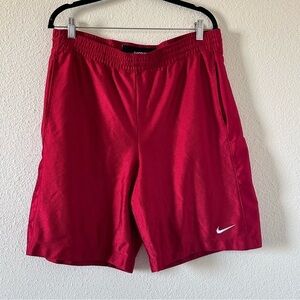 Nike Men’s Basketball Shorts Large Red embroidered Logo Drawstring Athletic